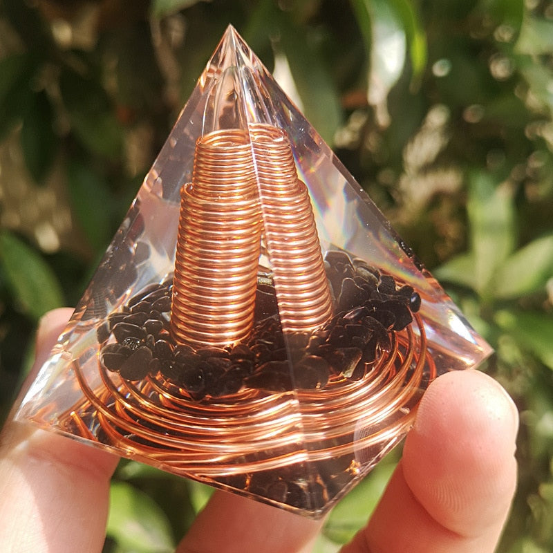 Spiral Copper Wire Orgonite Pyramid Obsidian Orgone Healing Energy Yoga Meditation Ornament
